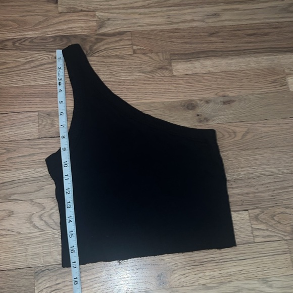 WSLY Rivington Cropped One Shoulder Tank Size M - Picture 6 of 7
